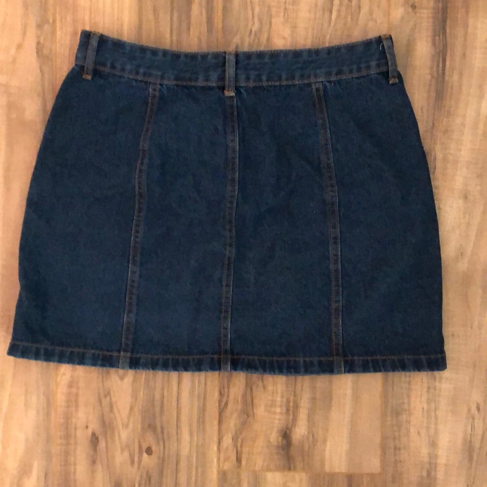 denim button mini skirt - Picture 2 of 3
